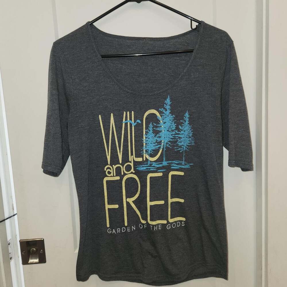 Women's Grey T-shirt Garden of the Gods'